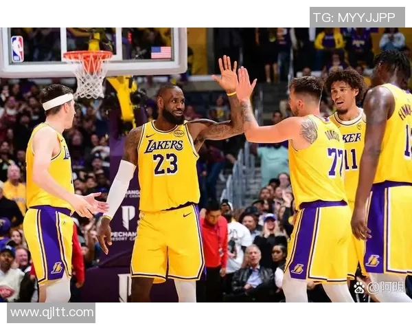 骑士主场击败湖人，豪取三连胜——巅峰对决再现NBA经典